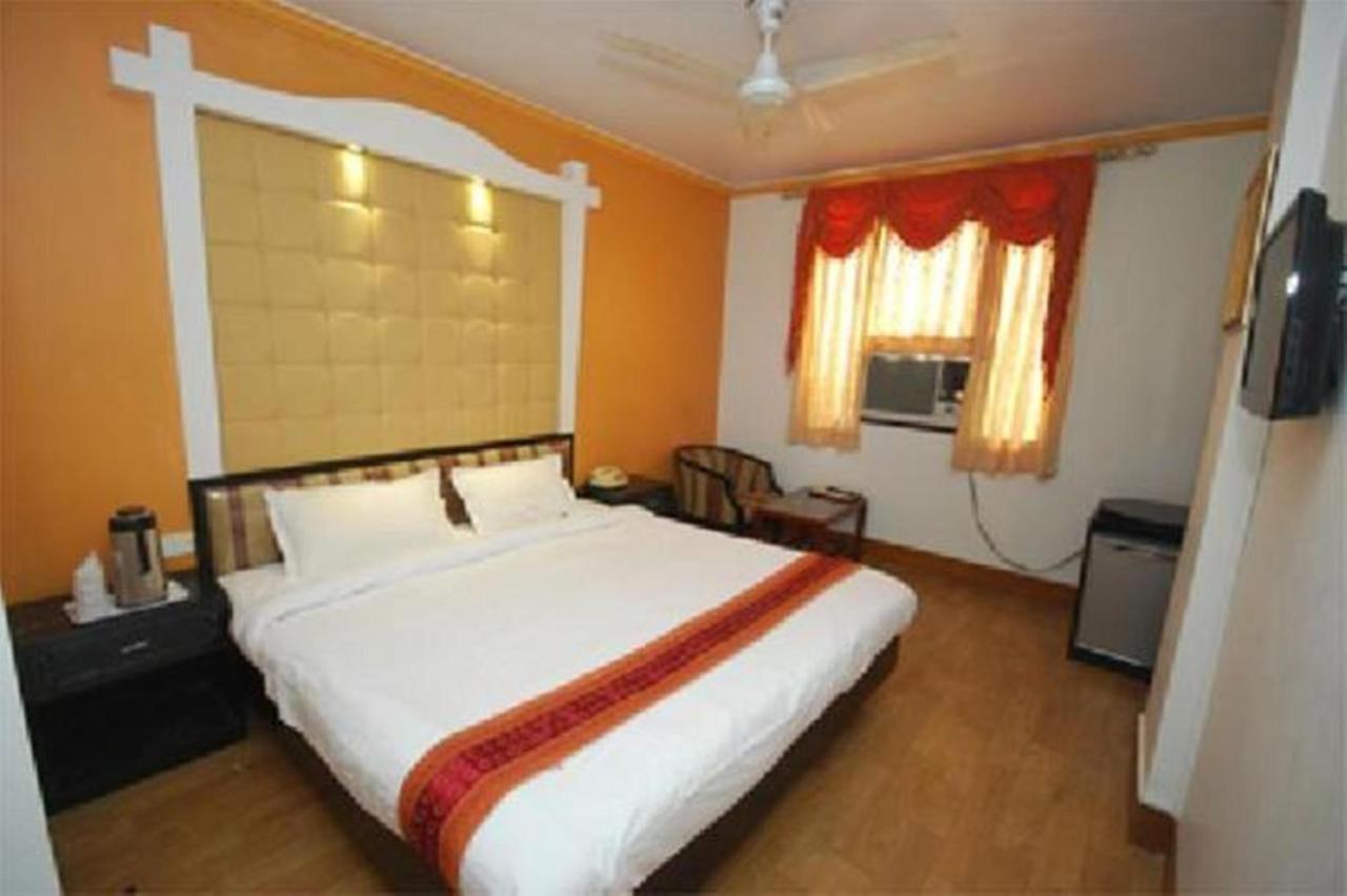 Hotel Suncity International Τζοντχπούρ Εξωτερικό φωτογραφία