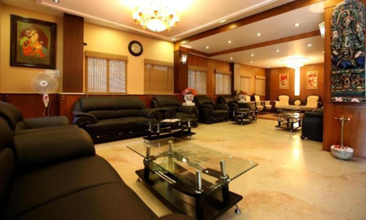 Hotel Suncity International Τζοντχπούρ Εξωτερικό φωτογραφία