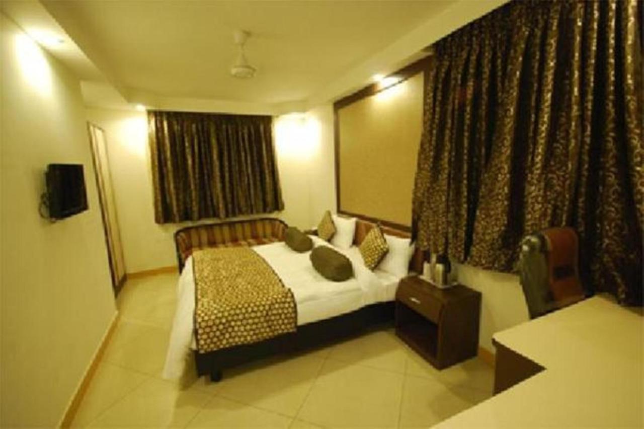 Hotel Suncity International Τζοντχπούρ Εξωτερικό φωτογραφία