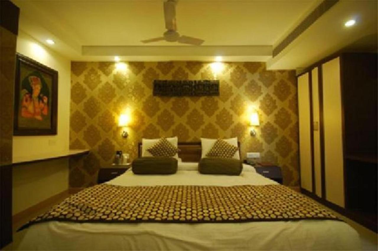 Hotel Suncity International Τζοντχπούρ Εξωτερικό φωτογραφία