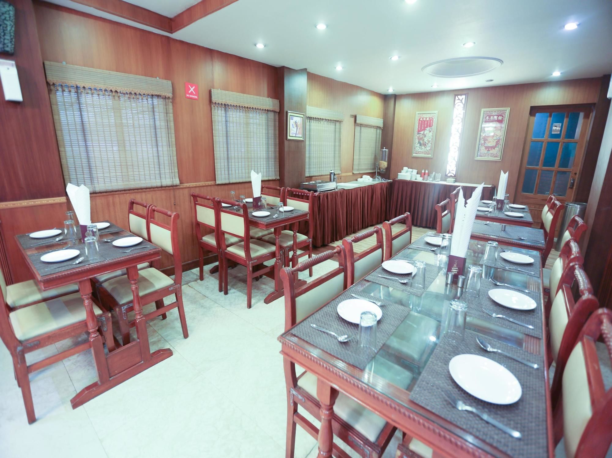 Hotel Suncity International Τζοντχπούρ Εξωτερικό φωτογραφία